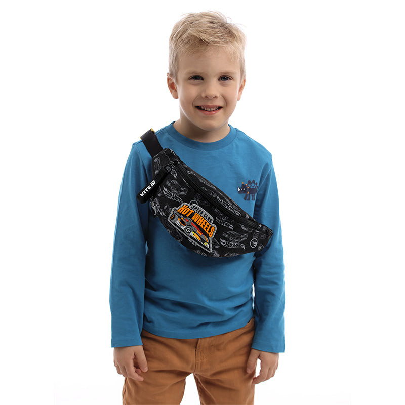 czarna nerka dziecięca Hot Wheels na spacer i zabawę