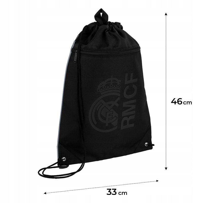 Lekki mini-plecak na sznurkach Kite Real Madrid o wymiarach 46x33 cm.