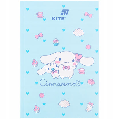 Notatnik dla dziewczynki Cinnamoroll – detale graficzne z lakierem UV.