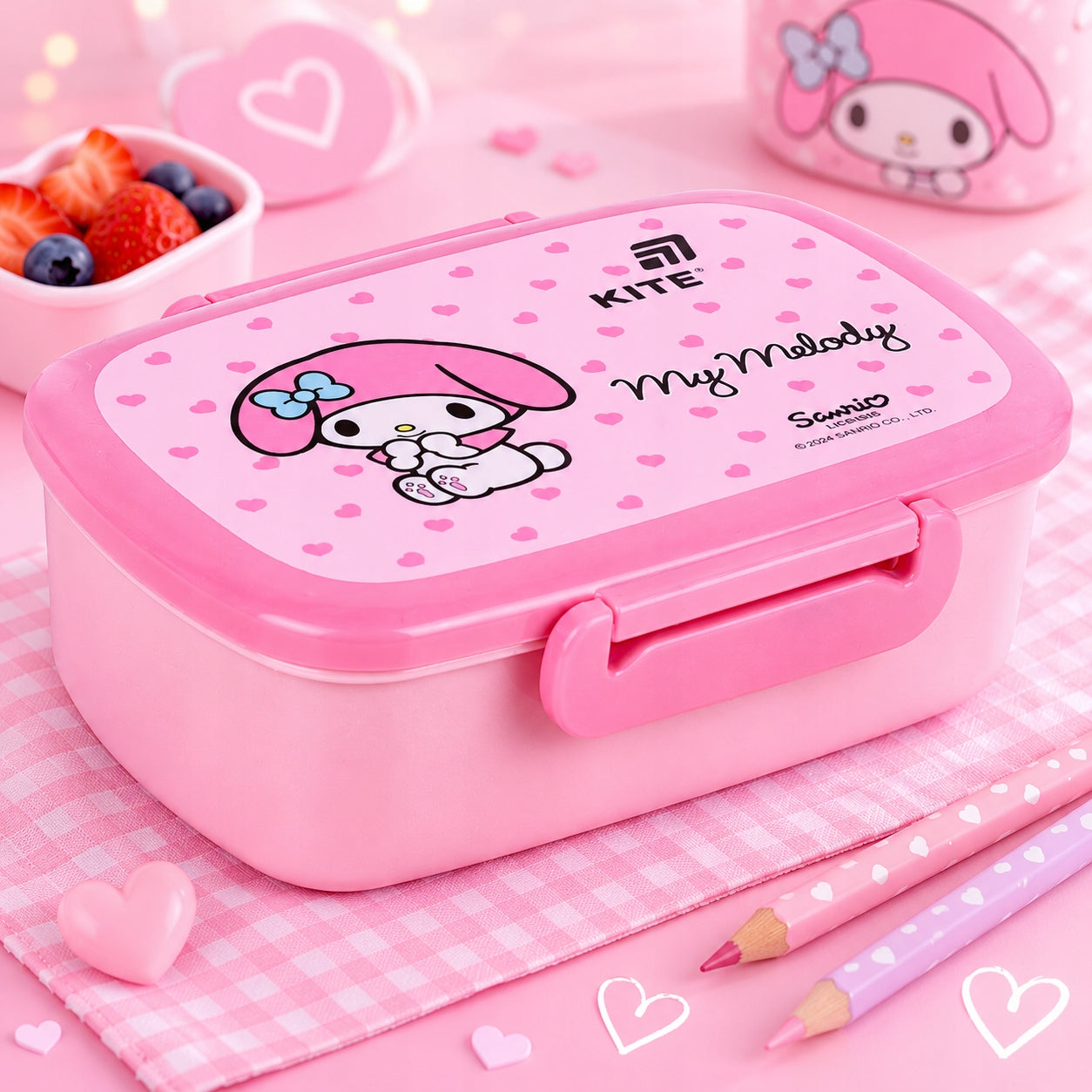 Oryginalny lunchbox Kite My Melody w przezroczystym etui.