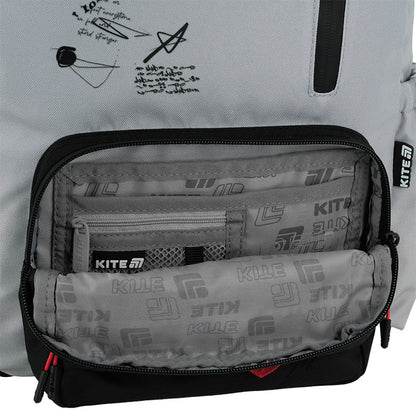 Plecak Kite K25-949M z organizerem w przedniej kieszeni – porządek w drobiazgach