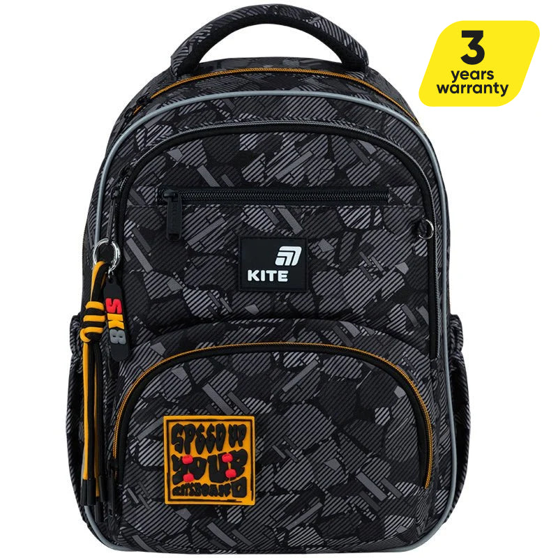 Batoh školský pre chlapca 1-5 trieda ortopedický s nášivkami na suchý zips Kite