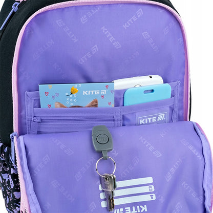 Wewnętrzna kieszeń na notes, telefon i klucze w plecaku Hello Kitty Kite