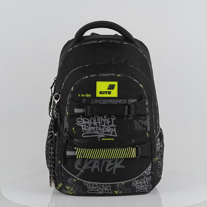 Batoh školský Kite Graffiti čierny AGS pre chlapcov 9-12 rokov s úchytom na skateboard